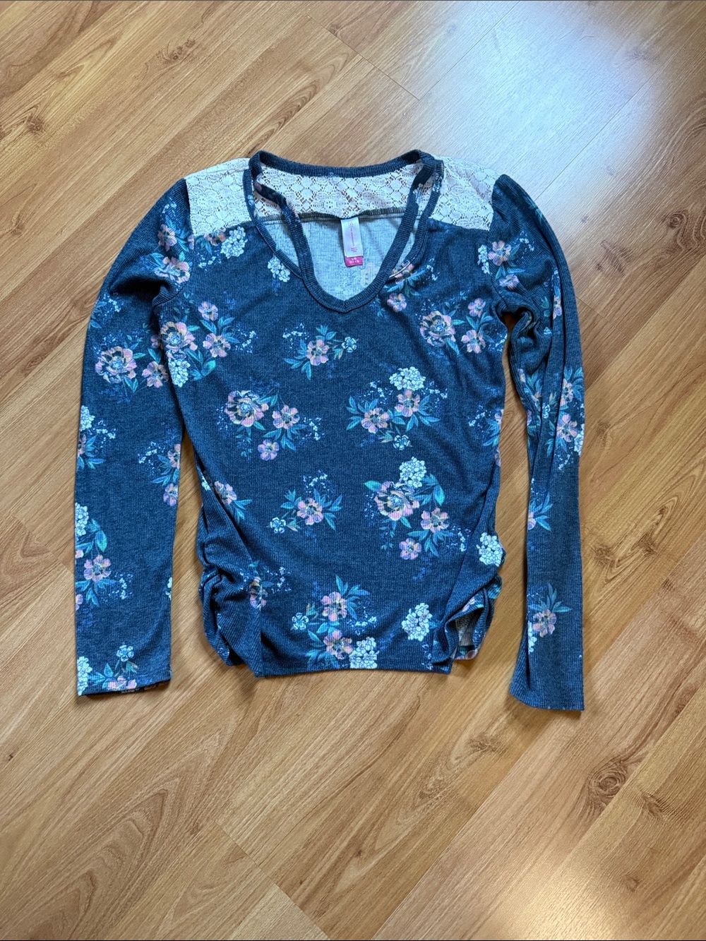 No Boundaries Dark Heather Floral Lace-Shoulder Long Sleeve Tee